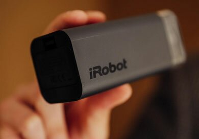 При заказе iRobot Roomba 880 на сайте irobot-home.ru 2 комплекта фильтров в подарок